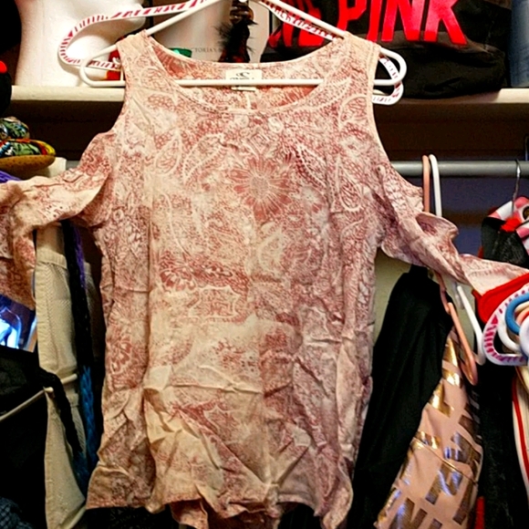 O'Neill Tops - Shoulderless flower top